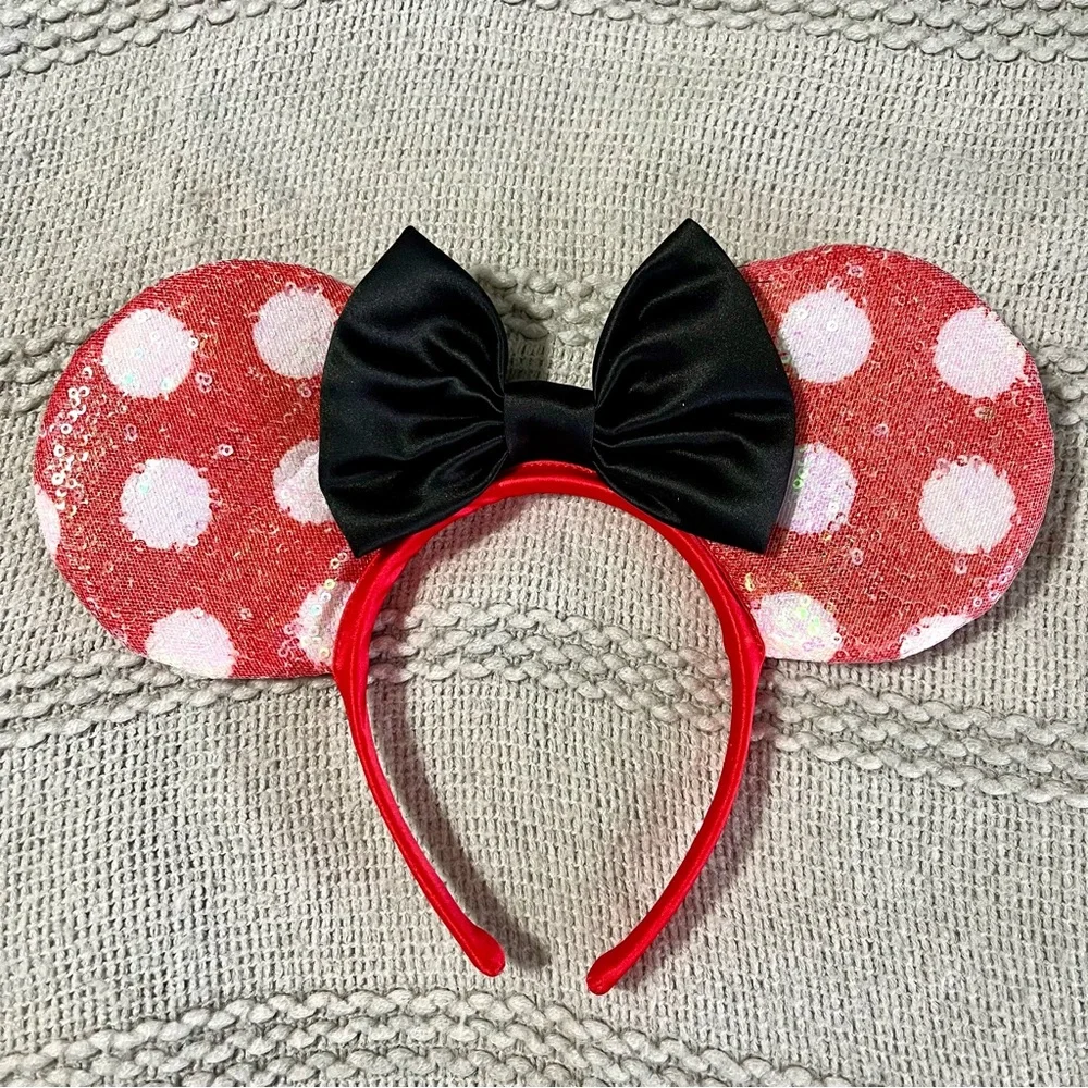 Disney Minnie Mouse Ears Red Polka Dots Sequin Black Bow Headband